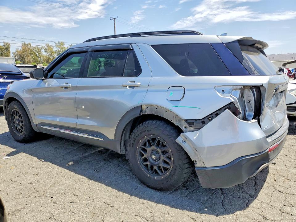 Photo 2 from auction – 2020 FORD EXPLORER with VIN 1FMSK7DH8LGC82116