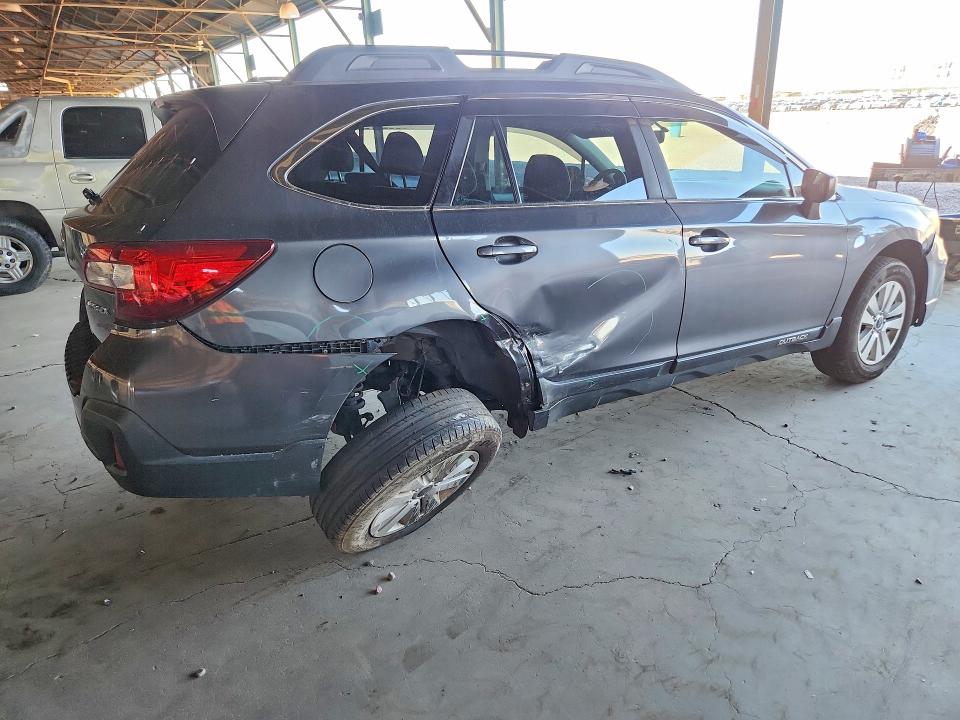 Photo 3 from auction – 2018 SUBARU OUTBACK with VIN 4S4BSAAC0J3307410