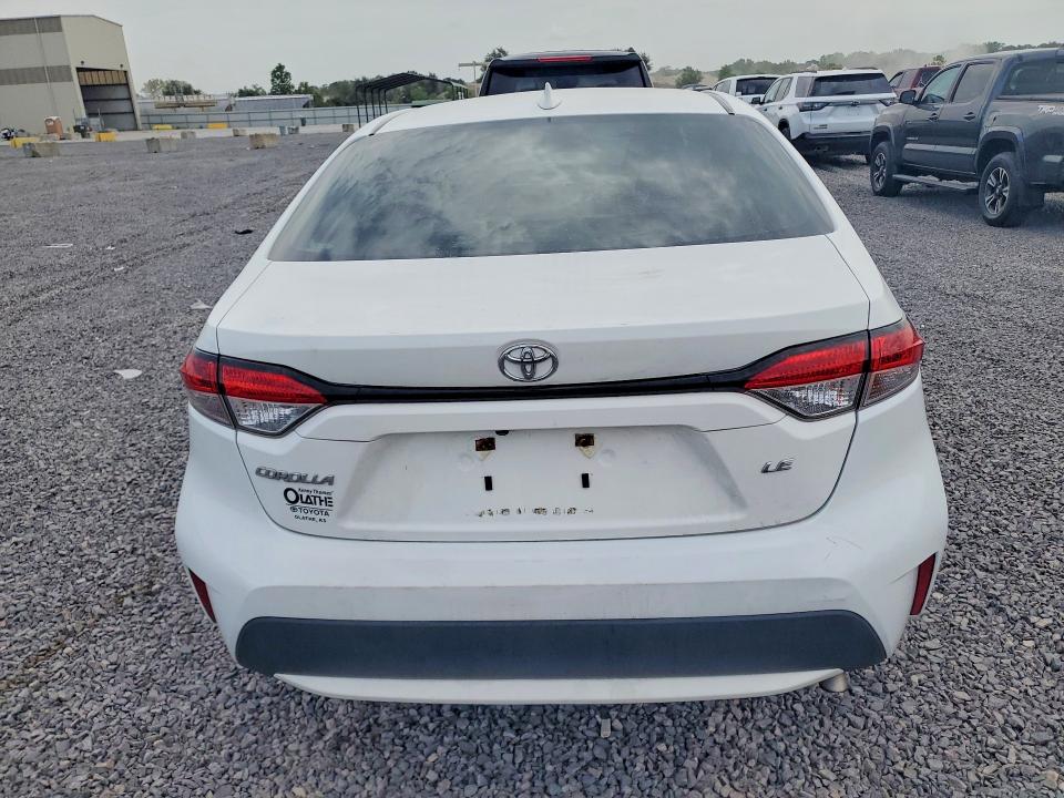 Photo 6 from auction – 2021 TOYOTA COROLLA with VIN 5YFEPMAE5MP219065