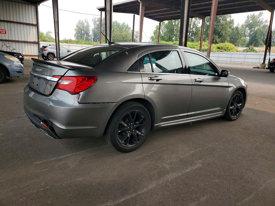 Photo 3 from auction – 2013 CHRYSLER 200 with VIN 1C3CCBCG6DN719663