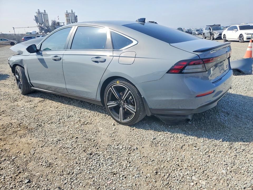 Снимка 2 от търг – 2025 HONDA ACCORD с VIN 1HGCY2F51SA005923