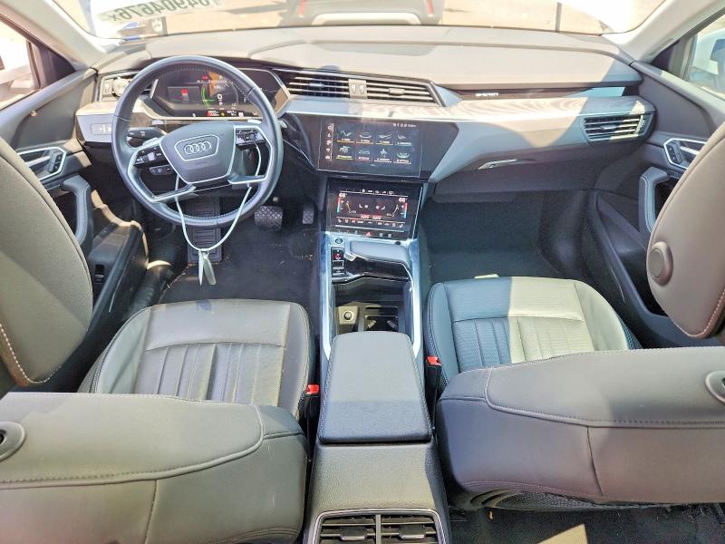 Photo 8 from auction – 2021 AUDI E-TRON with VIN WA1LAAGE2MB004976