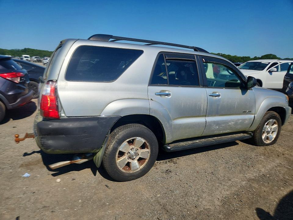 صورة رقم 3 من المزاد - 2006 TOYOTA 4RUNNER مع VIN JTEBU14RX60086689