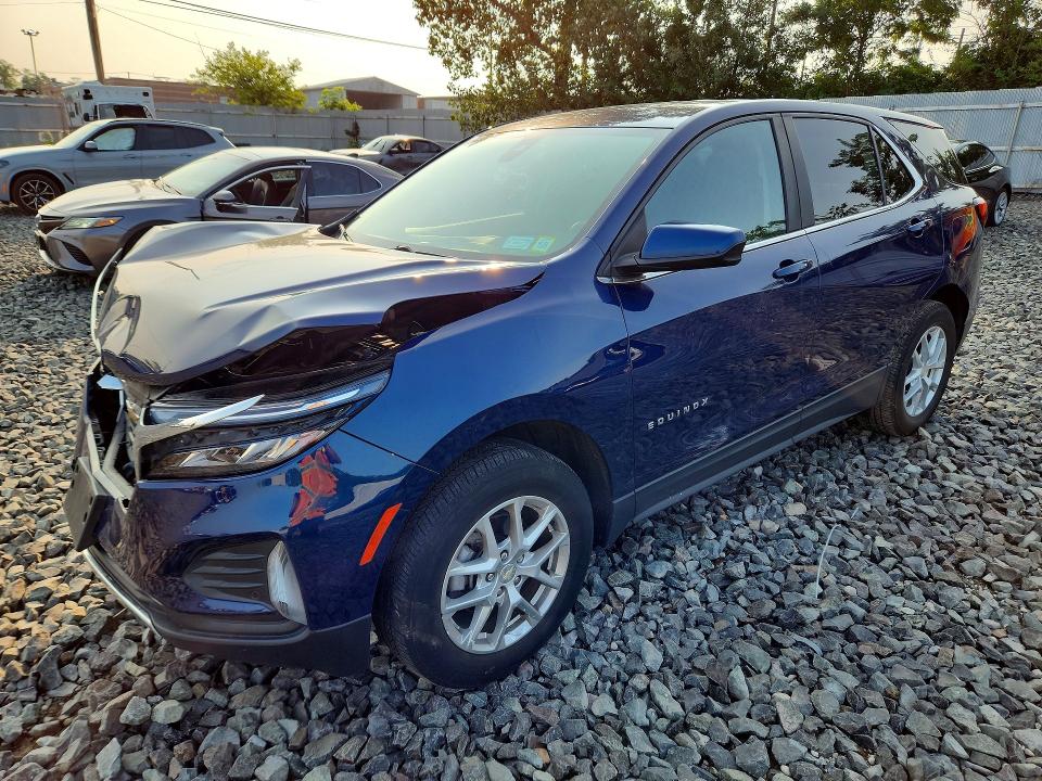 CHEVROLET EQUINOX 2022 with VIN 3GNAXUEV1NL246567 - Photo from auction