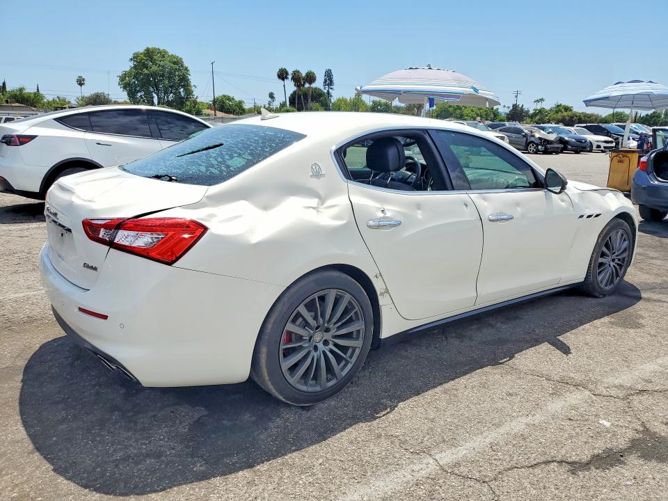 Photo 3 from auction – 2019 MASERATI GHIBLI with VIN ZAM57XSA6K1311196
