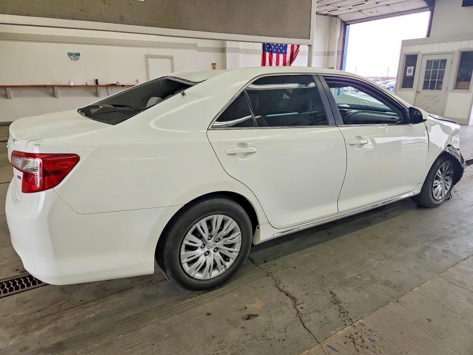 Photo 3 from auction – 2013 TOYOTA CAMRY with VIN 4T4BF1FK1DR302385