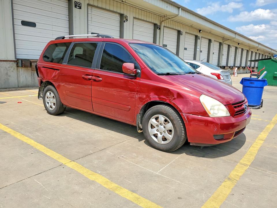 Снимка 4 от търг – 2010 KIA SEDONA с VIN KNDMG4C39A6359338