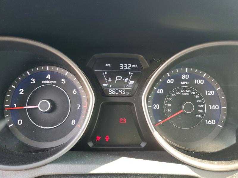 Photo 9 from auction – 2016 HYUNDAI ELANTRA with VIN 5NPDH4AE5GH724601