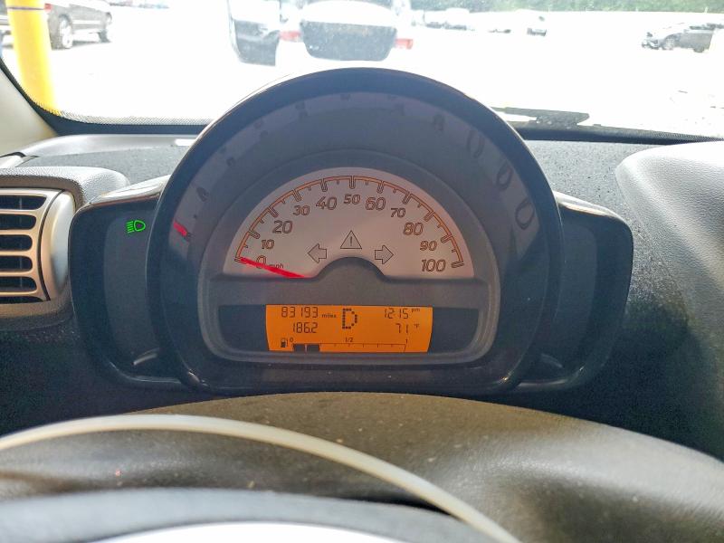 Photo 9 from auction – 2010 SMART FORTWO with VIN WMEEJ3BA0AK360046