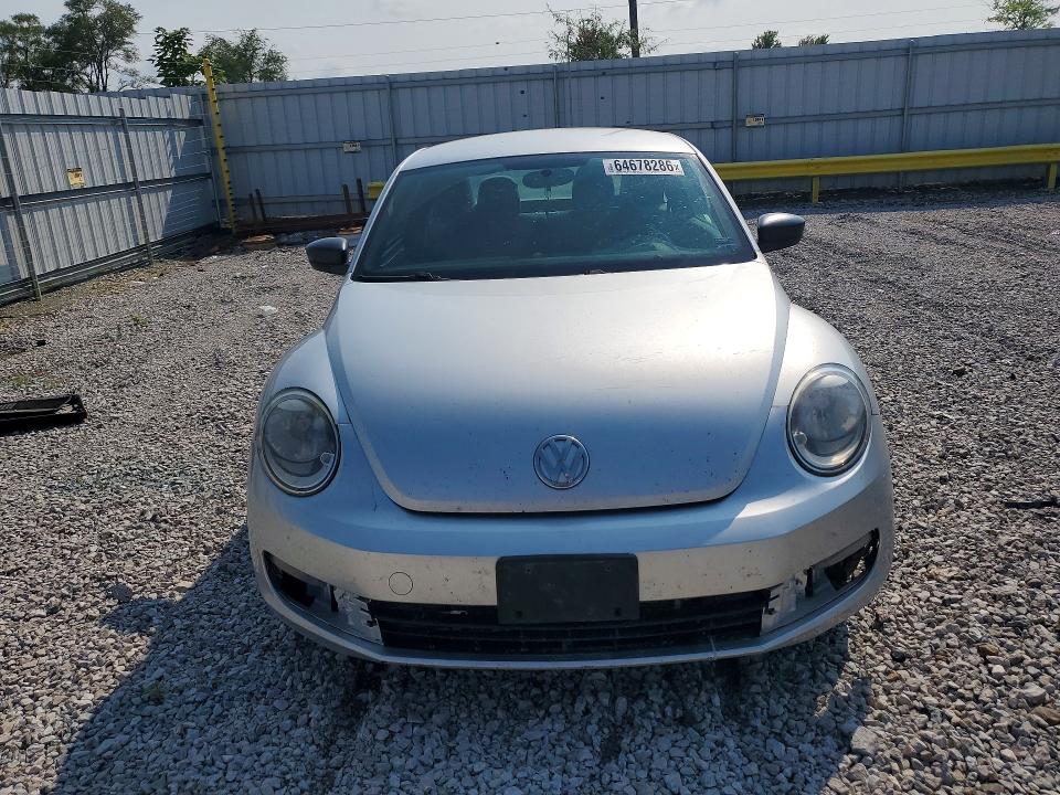 Photo 5 from auction – 2014 VOLKSWAGEN BEETLE with VIN 3VWFP7AT8EM629269