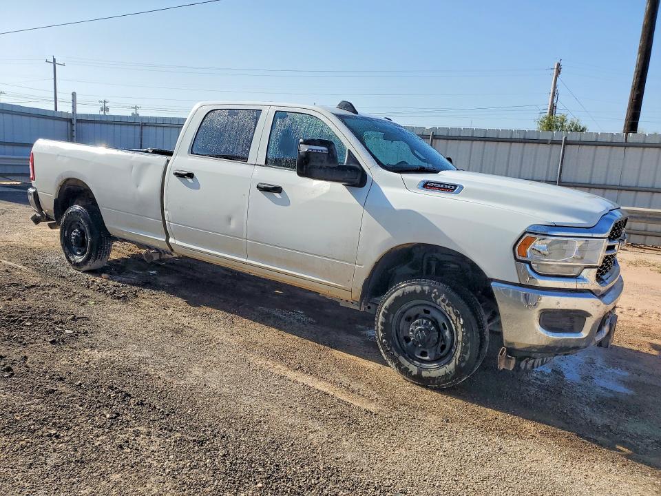 Photo 4 from auction – 2023 RAM 2500 with VIN 3C6UR5HJ4PG634264