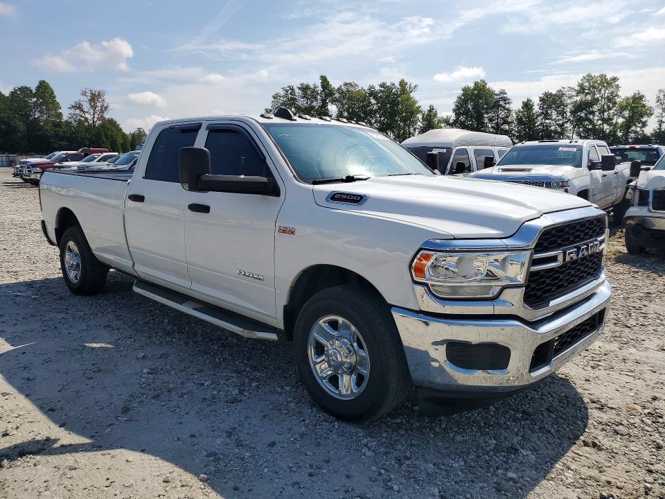 Photo 4 from auction – 2019 RAM 2500 with VIN 3C6UR4HJ3KG666254
