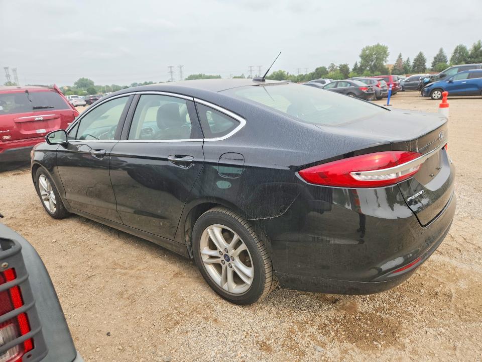 Photo 2 from auction – 2018 FORD FUSION with VIN 3FA6P0HD0JR135693