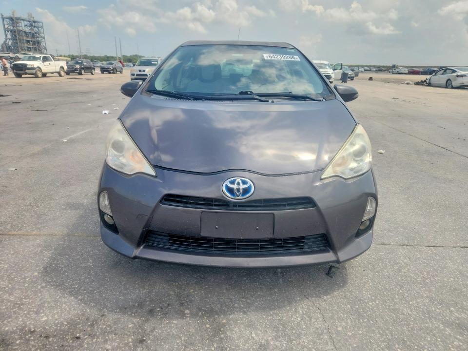 Photo 5 from auction – 2012 TOYOTA PRIUS C with VIN JTDKDTB39C1522579