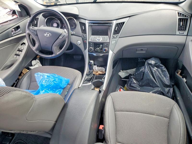 Photo 8 from auction – 2011 HYUNDAI SONATA with VIN 5NPEC4AC5BH109640