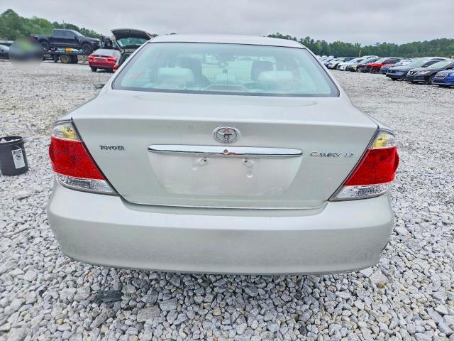 Photo 6 from auction – 2005 TOYOTA CAMRY with VIN 4T1BE30K05U970357