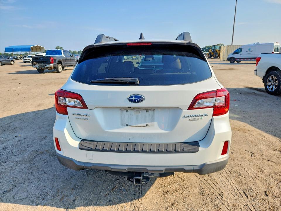 Photo 6 from auction – 2016 SUBARU OUTBACK with VIN 4S4BSACC0G3215820