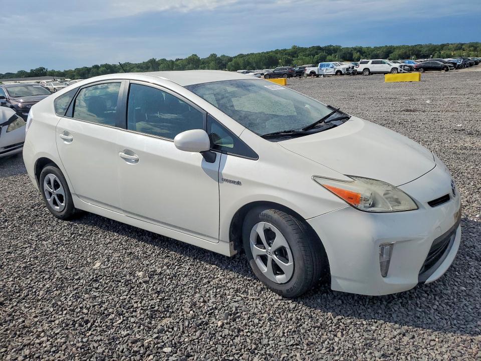 Photo 4 from auction – 2014 TOYOTA PRIUS with VIN JTDKN3DUXE1762939