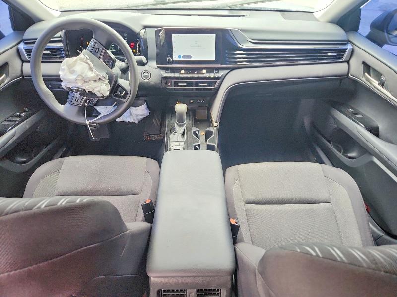 Zdjęcie 8 z aukcji – 2025 TOYOTA CAMRY z VIN 4T1DAACK3SU601511