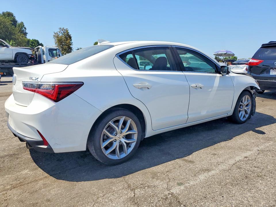 Photo 3 from auction – 2022 ACURA ILX with VIN 19UDE2F34NA003762
