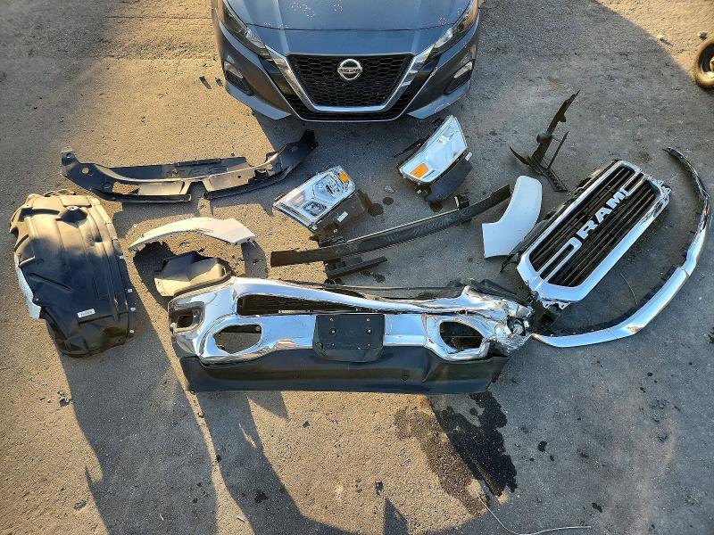 Photo 12 from auction – 2020 RAM 1500 with VIN 1C6SRFFT7LN168333