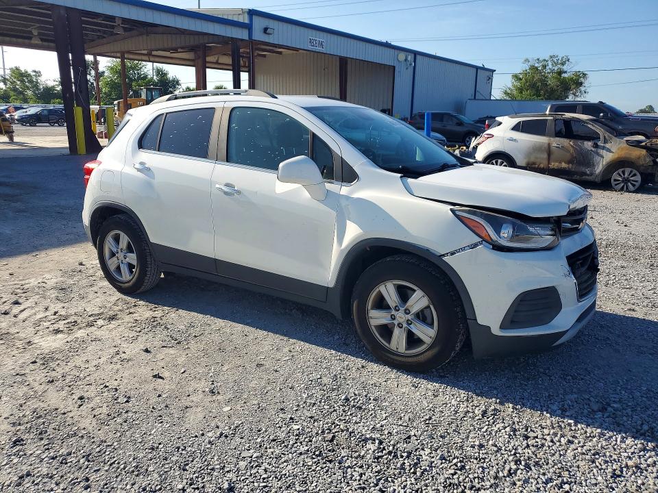 Photo 4 from auction – 2019 CHEVROLET TRAX with VIN KL7CJLSB6KB841917