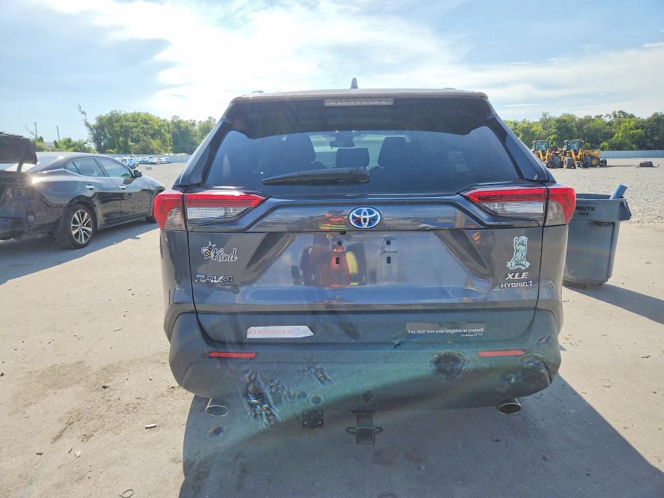 Photo 6 from auction – 2022 TOYOTA RAV4 with VIN 4T3RWRFVXNU077362