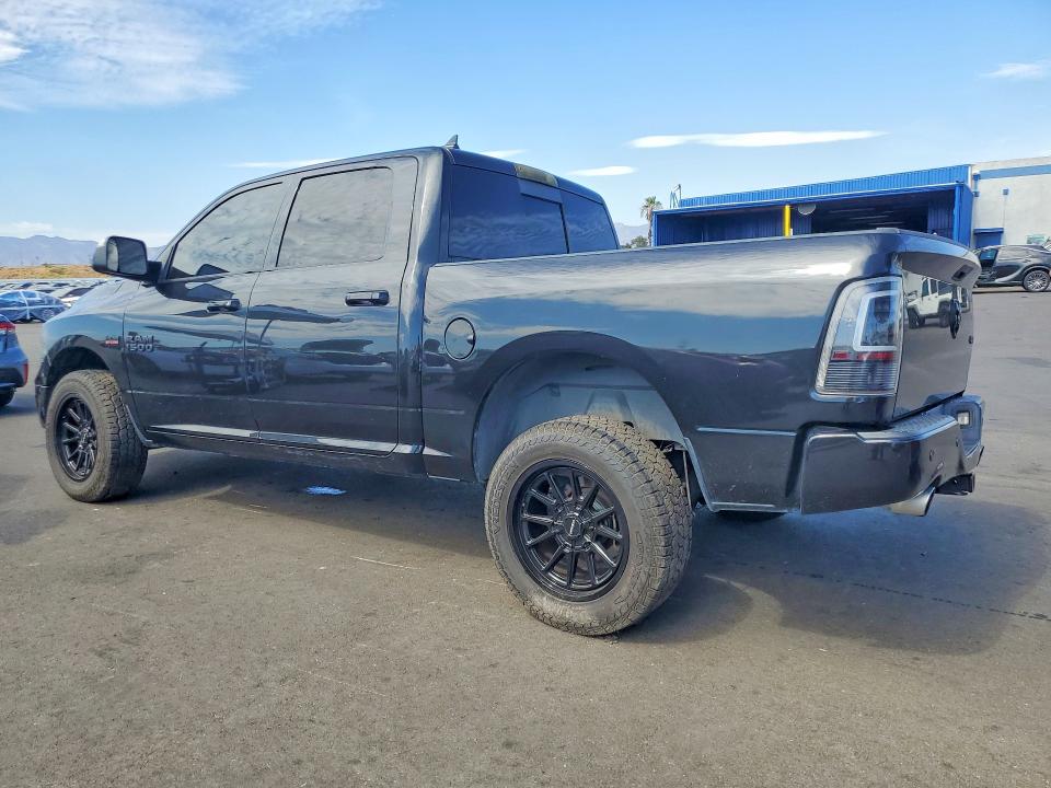 Фото 2 с аукциона – 2018 RAM 1500 с VIN 1C6RR7LT3JS126068