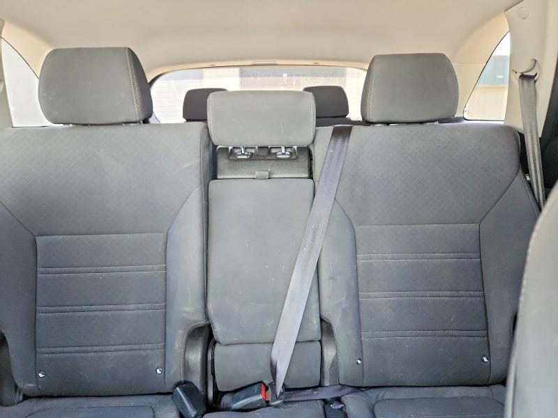 Photo 10 from auction – 2017 KIA SORENTO with VIN 5XYPGDA53HG190264