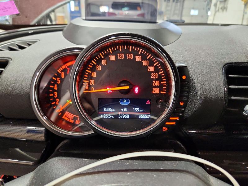 Photo 9 from auction – 2017 MINI COOPER with VIN WMWLU5C56H2E80812