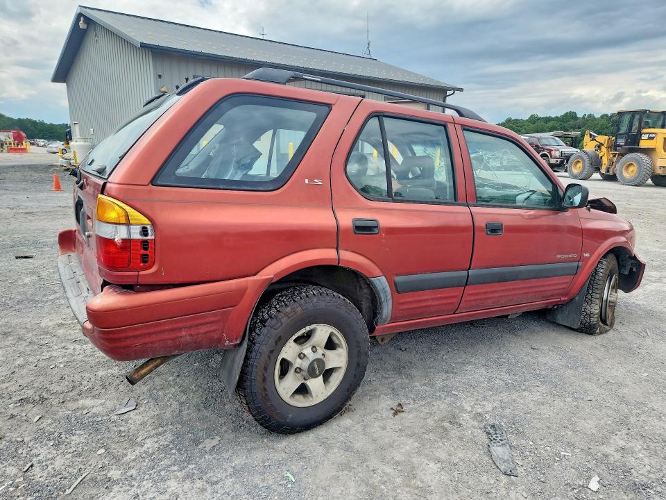 Photo 3 from auction – 1999 ISUZU RODEO with VIN 4S2CM58W3X4316166