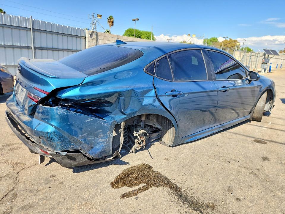 Photo 3 from auction – 2025 TOYOTA CAMRY with VIN 4T1DAACK0SU608593
