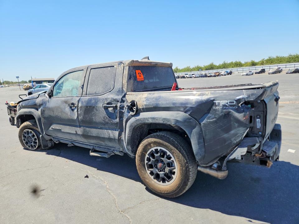 Photo 2 from auction – 2025 TOYOTA TACOMA with VIN 3TMLB5JNXSM192722