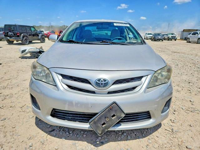 Photo 5 from auction – 2011 TOYOTA COROLLA with VIN 2T1BU4EE2BC602254
