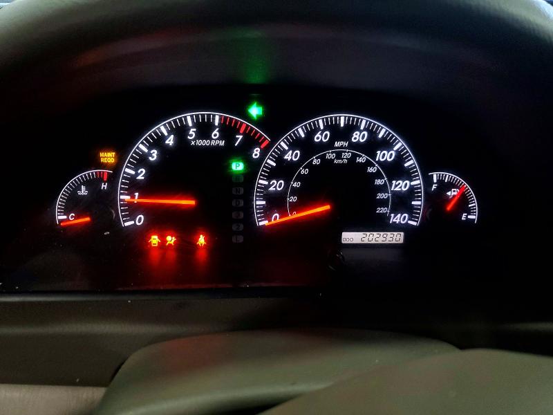 Photo 9 from auction – 2005 TOYOTA CAMRY with VIN 4T1BE32K25U045849