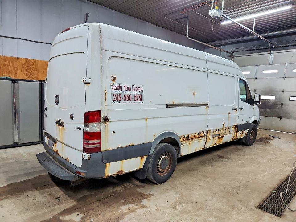 Photo 3 from auction – 2007 DODGE SPRINTER with VIN WD0PE845675183705