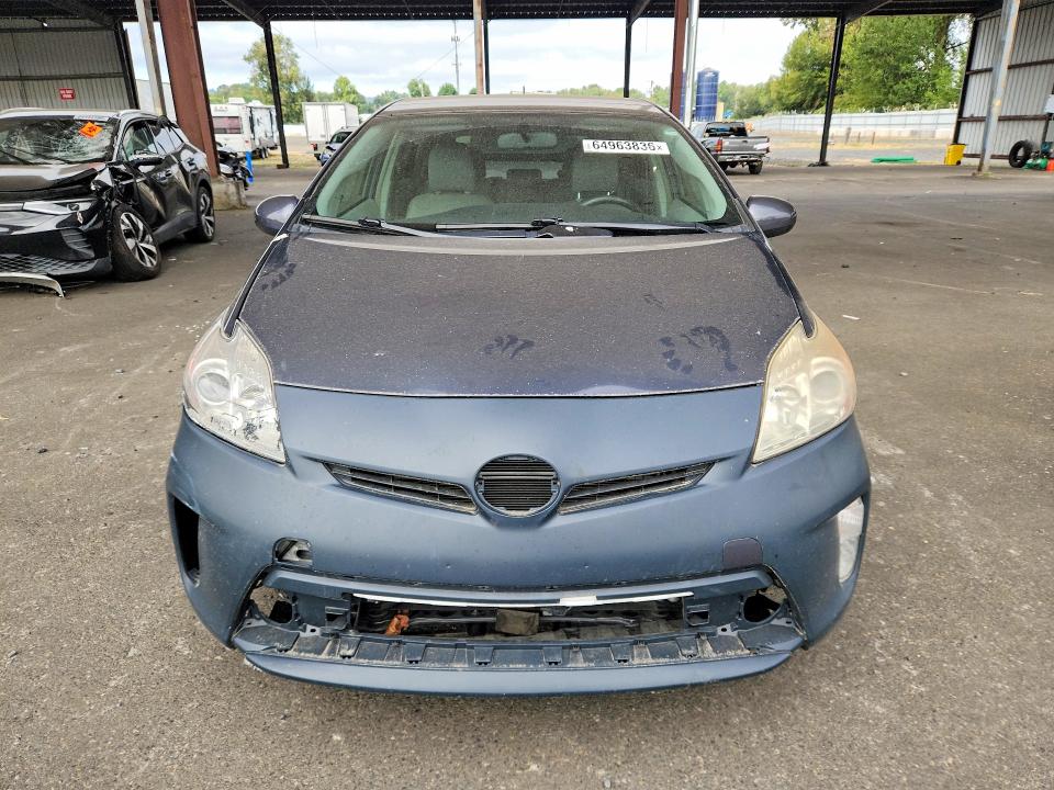 Photo 5 from auction – 2014 TOYOTA PRIUS with VIN JTDKN3DU7E1759996