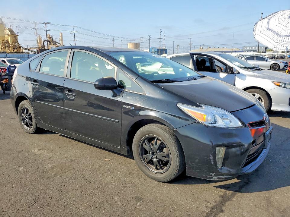 Photo 4 from auction – 2012 TOYOTA PRIUS with VIN JTDKN3DU6C1604370