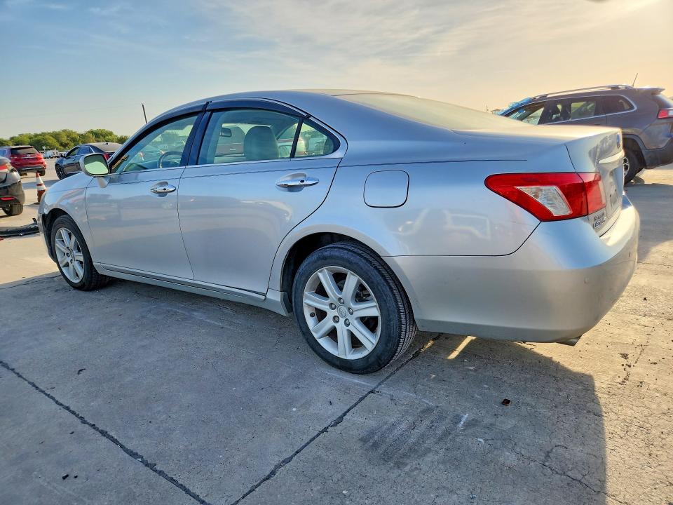 Zdjęcie 2 z aukcji – 2008 LEXUS ES z VIN JTHBJ46G182240156