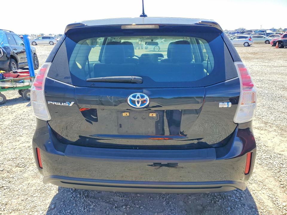 Photo 6 from auction – 2016 TOYOTA PRIUS V with VIN JTDZN3EU6GJ050766