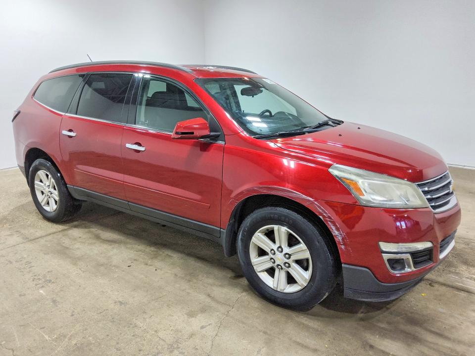 Photo 4 from auction – 2014 CHEVROLET TRAVERSE with VIN 1GNKRGKD7EJ265109