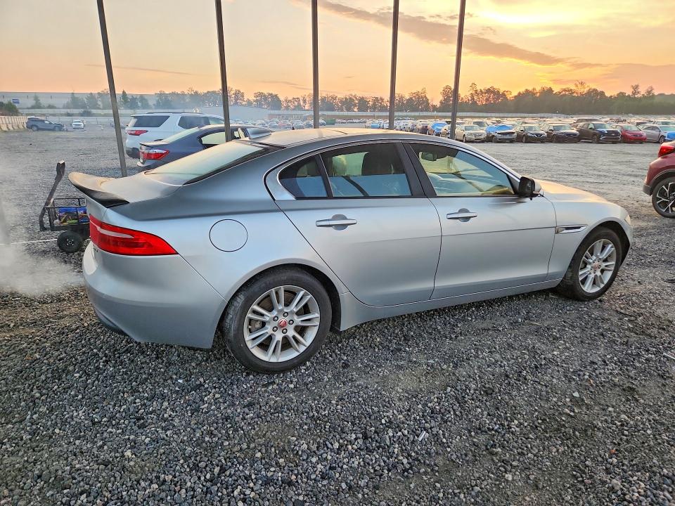 Photo 3 from auction – 2018 JAGUAR XE with VIN SAJAJ4FN2JCP24253