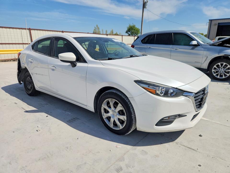 Photo 4 from auction – 2018 MAZDA 3 with VIN 3MZBN1U76JM239751