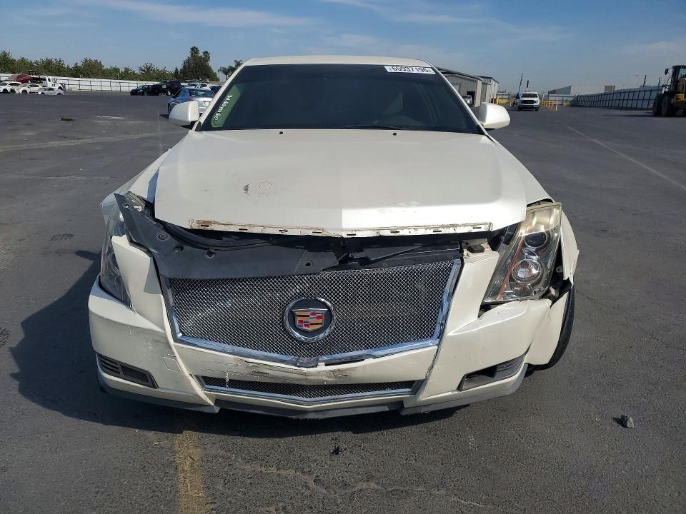 Foto 5 de la subasta – 2008 CADILLAC CTS con VIN 1G6DM577280114828