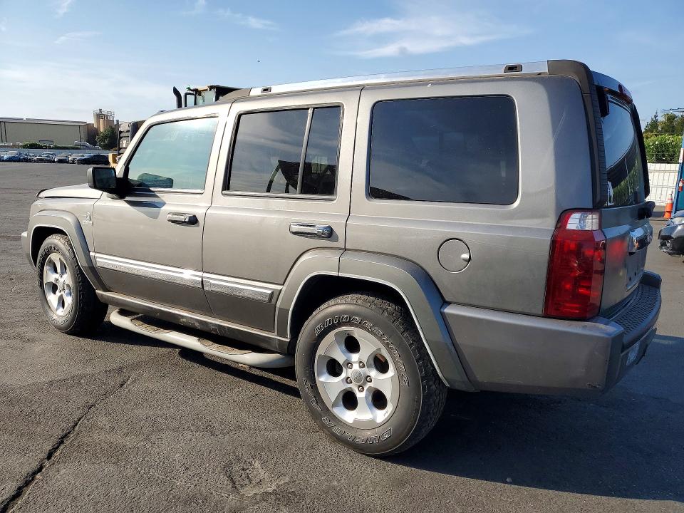 Photo 2 from auction – 2007 JEEP COMMANDER with VIN 1J8HG58NX7C654856