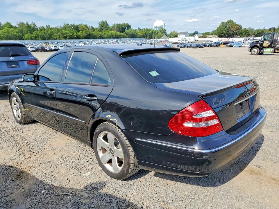 Photo 2 from auction – 2006 MERCEDES-BENZ E with VIN WDBUF83J16X209720
