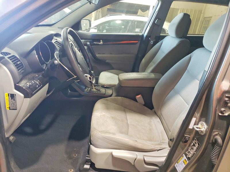 Photo 7 from auction – 2012 KIA SORENTO with VIN 5XYKT4A2XCG216704