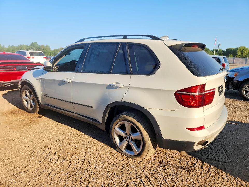 Photo 2 from auction – 2011 BMW X5 with VIN 5UXZW0C5XBL655540