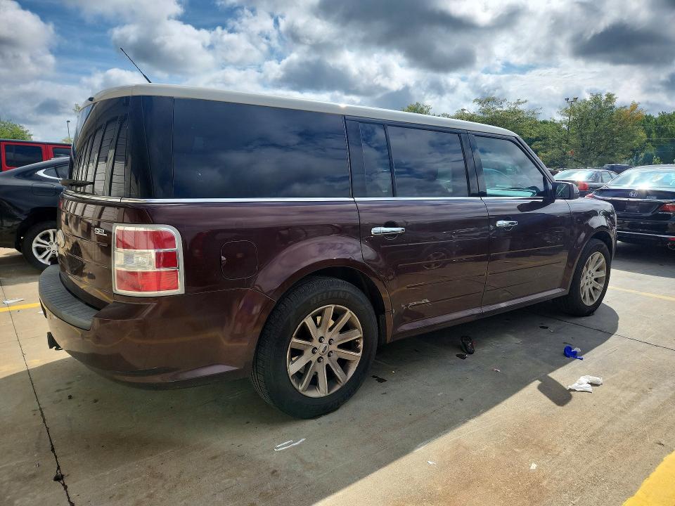 Photo 3 from auction – 2012 FORD FLEX with VIN 2FMGK5CC3CBD16146