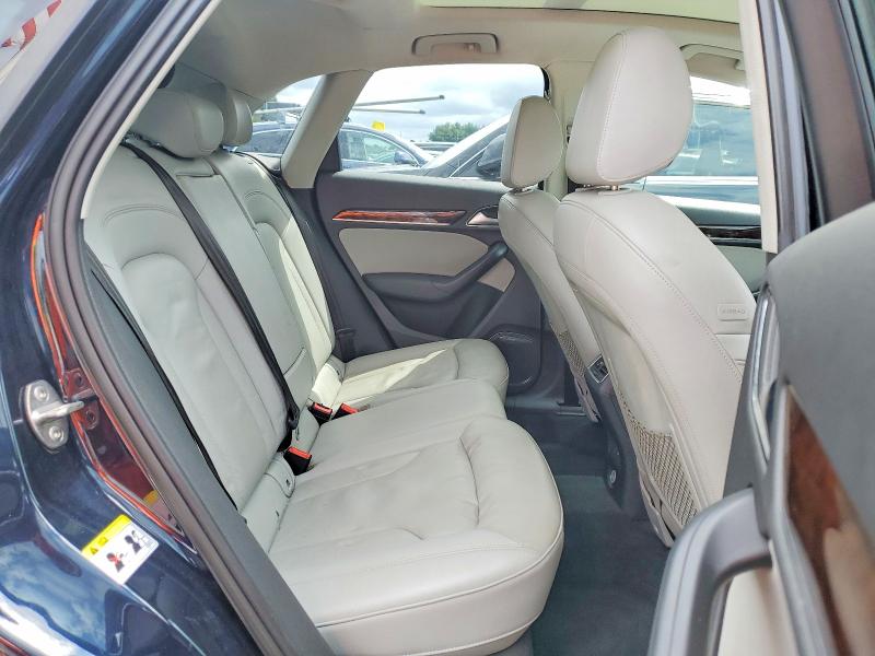 Photo 11 from auction – 2015 AUDI Q3 with VIN WA1GFCFS4FR009676